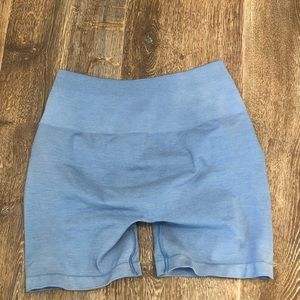 Alphalete amplify shorts